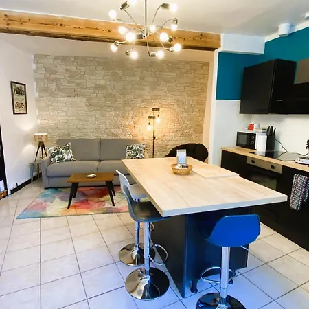 Chez Nanou & Ju, Ste Croix Volvestre Appartement *