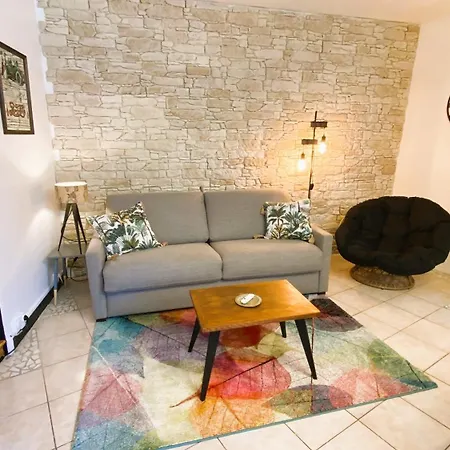 Chez Nanou & Ju, Ste Croix Volvestre Appartement *